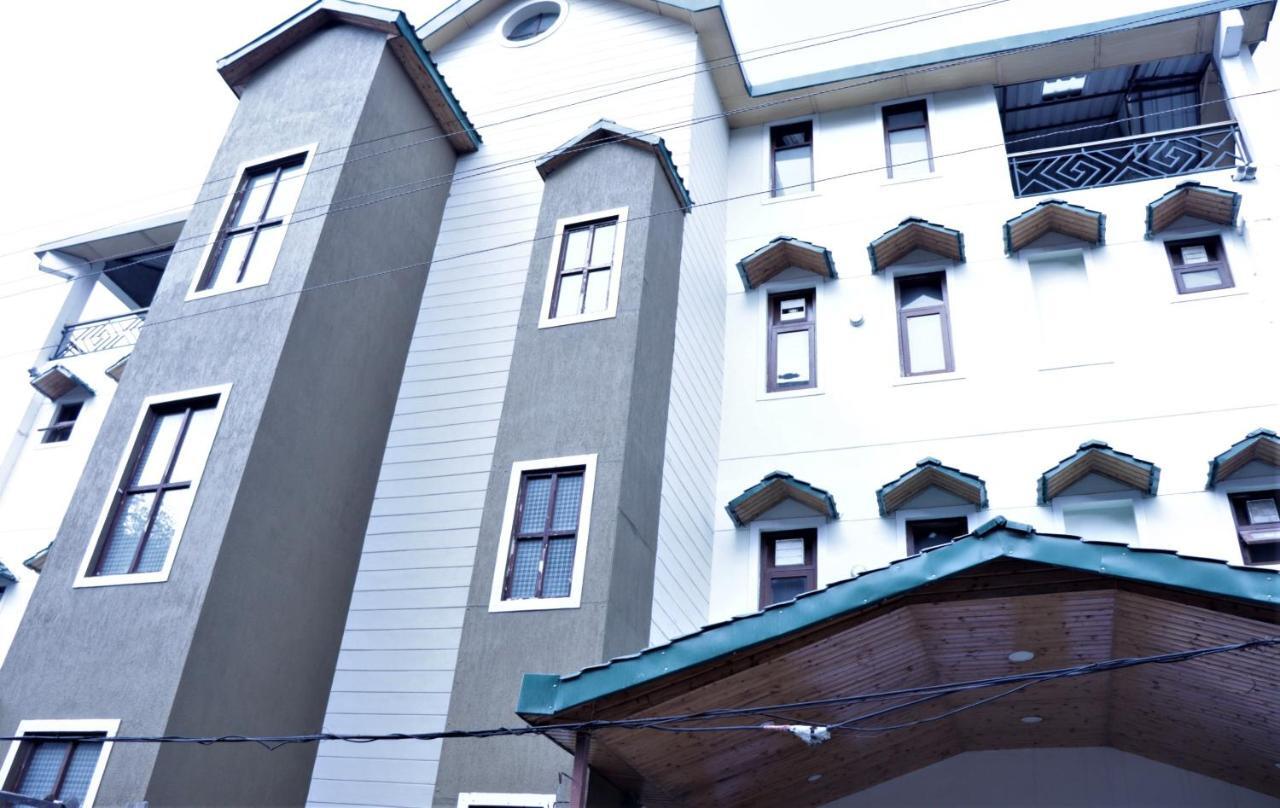 Wildleaf Kasauli Valley Homz Bed and Breakfast Buitenkant foto