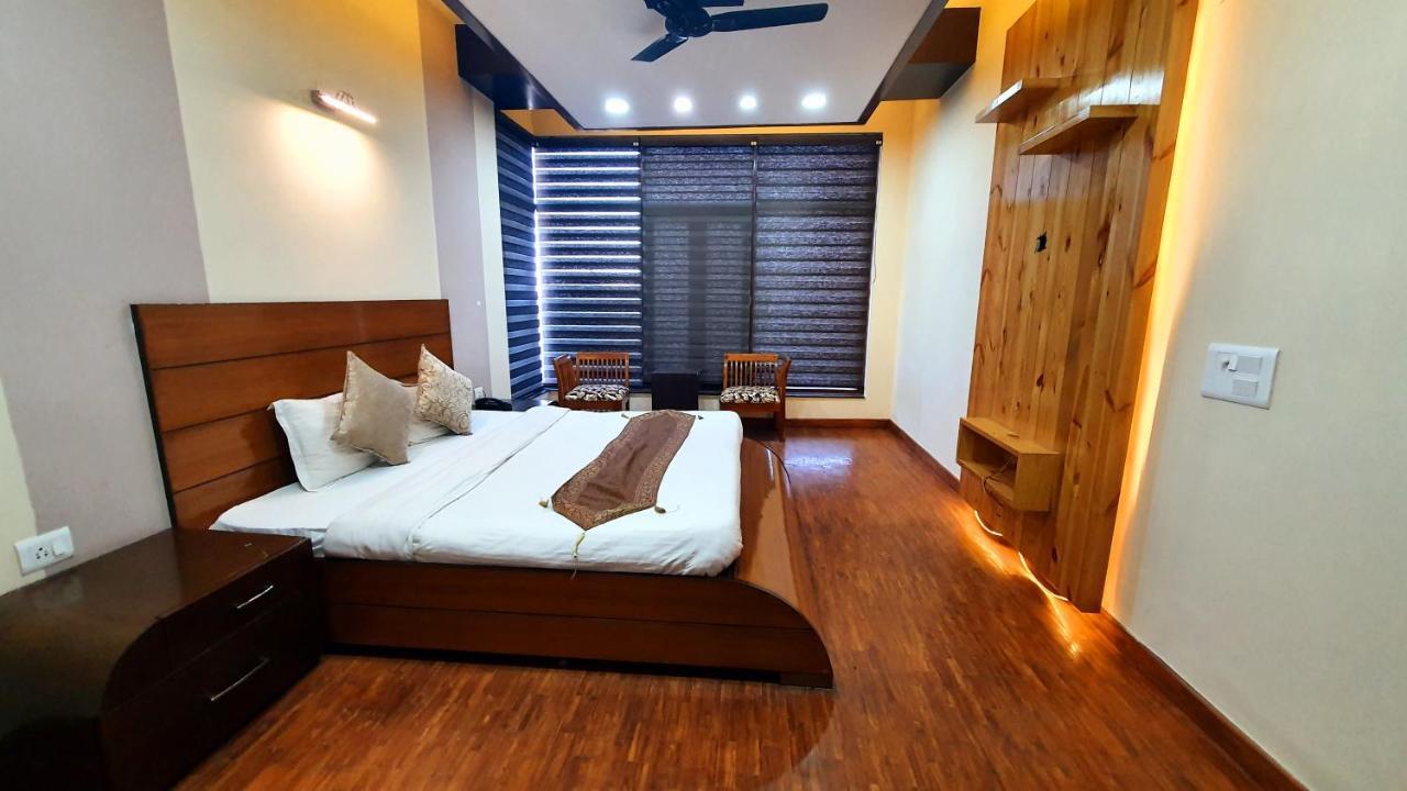 Wildleaf Kasauli Valley Homz Bed and Breakfast Buitenkant foto